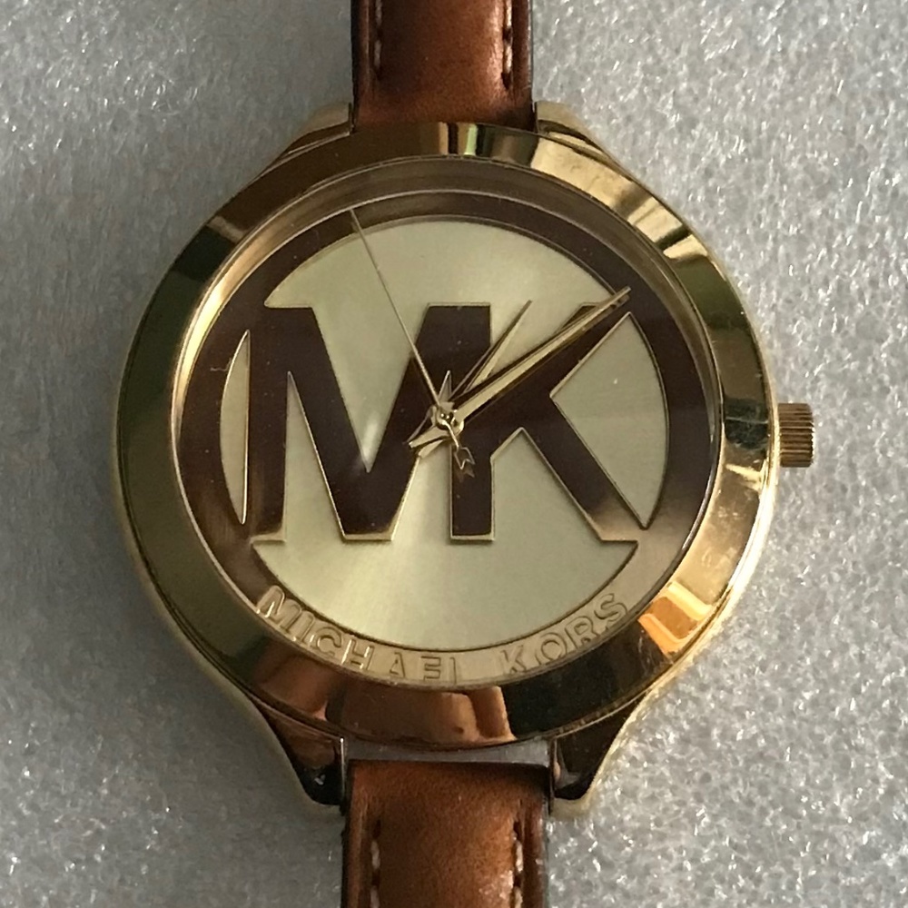 Michael Kors Slim Runway Champagne Dial Women’s Watch MK2326